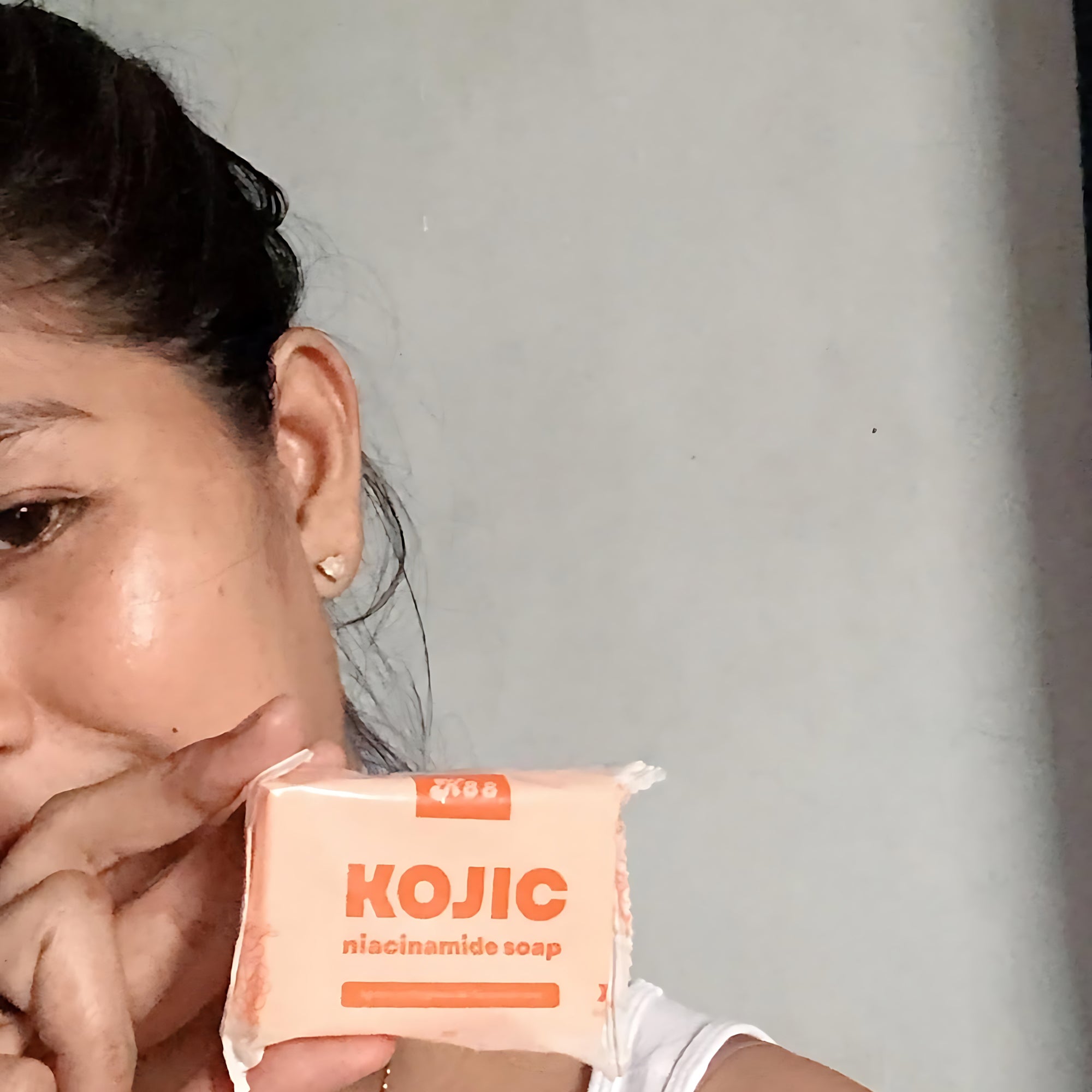 K88 Kojic Niacinamide Soap – Skin Brightening & Even-Tone Formula (70g)