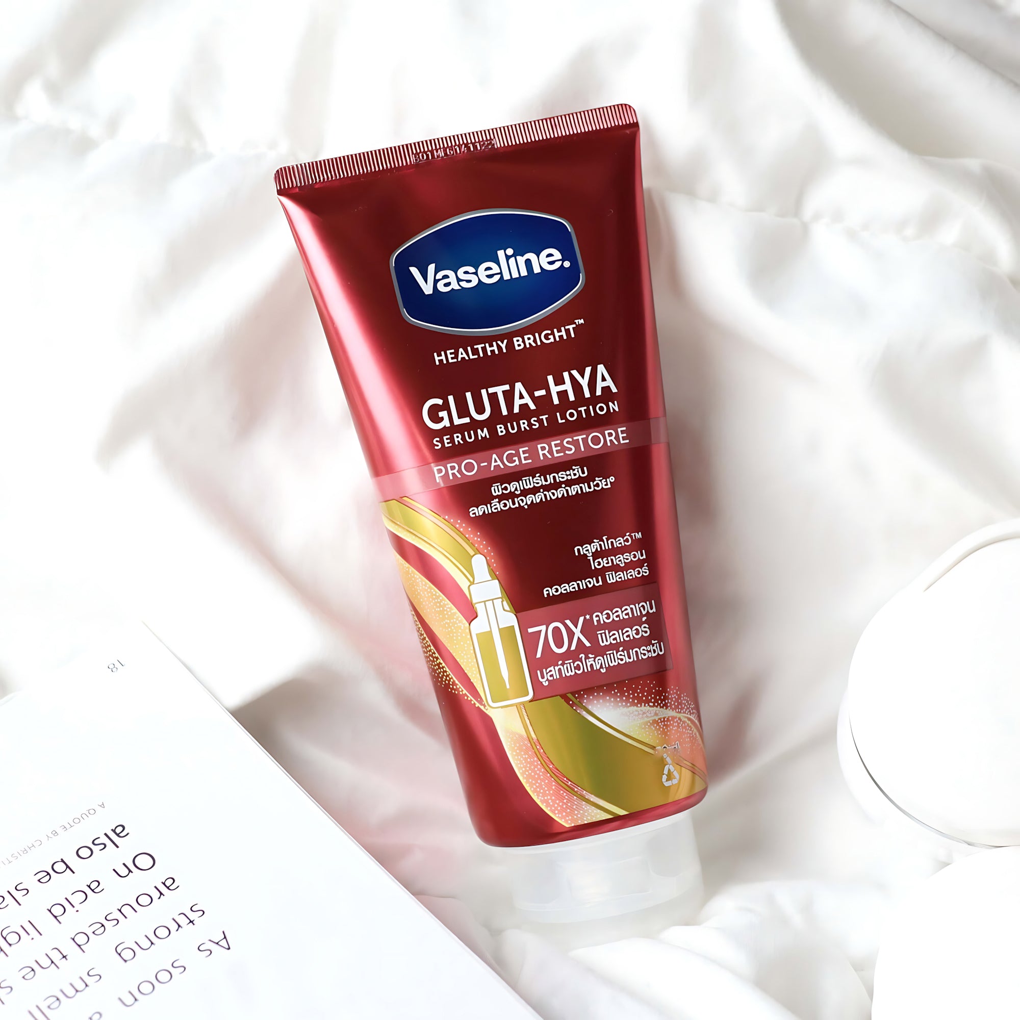 Vaseline Healthy Bright Gluta-Hya Serum Burst Lotion Pro-Age Restore – 290ml