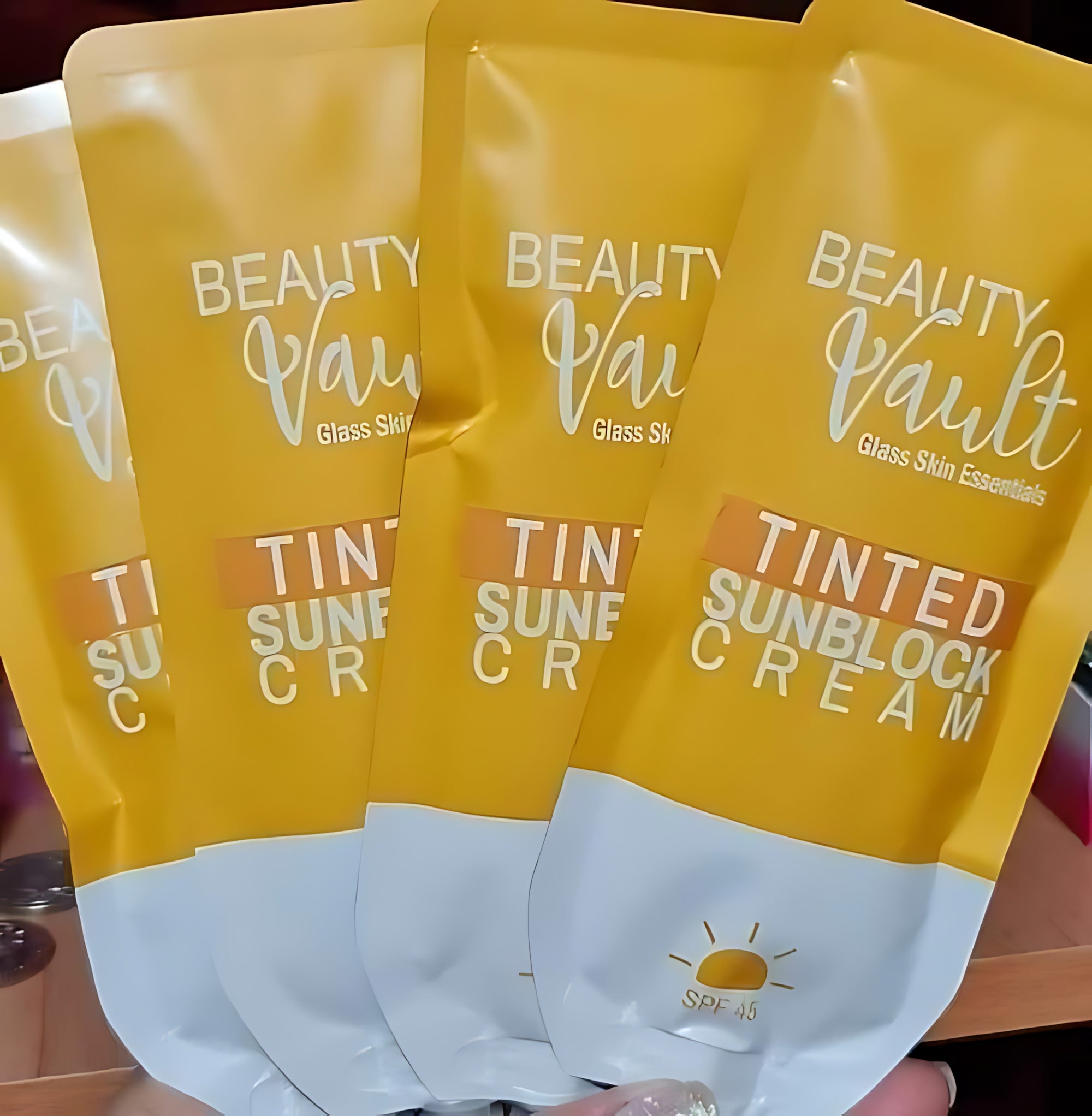 Beauty Vault Premium Tinted Sunblock Cream SPF45 - 50g